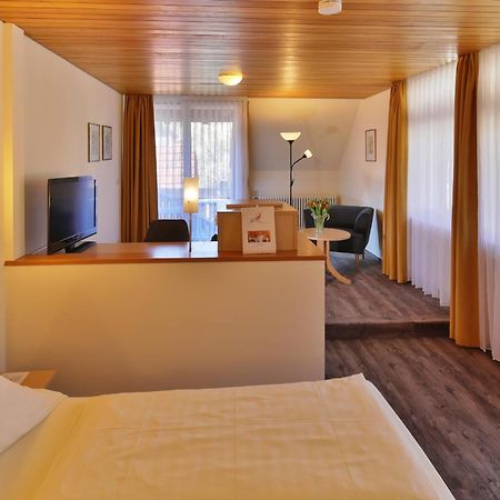 Hotel Hirschen Glottertal Kültér fotó