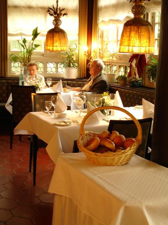 Hotel Hirschen Glottertal Kültér fotó